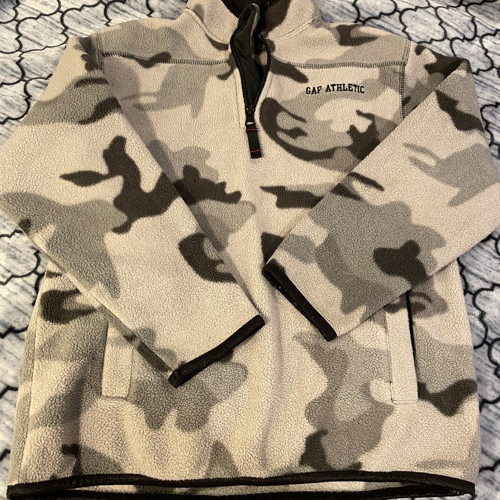 Gap kids size 8 half zip fleece